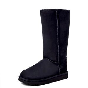 UGG Black Classic Tall Boots.  Size 5.       Worn Twice. Barely Worn